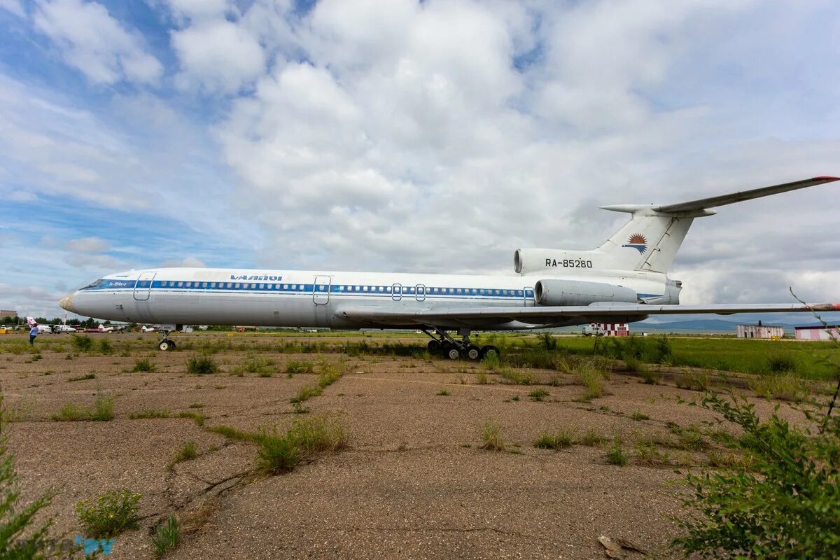 Аэропорт Чита ту-154. Ту 154 и 134. Ту-154 пассажирский самолёт. Списанный ту 154. Туту аэропорт