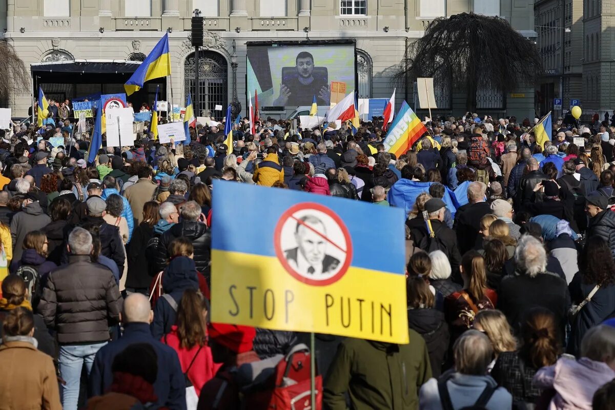 Движение против украины. Протесты в Украине. Протесты в Европе. Антивоенные протесты в Украине. Митинги в Европе.