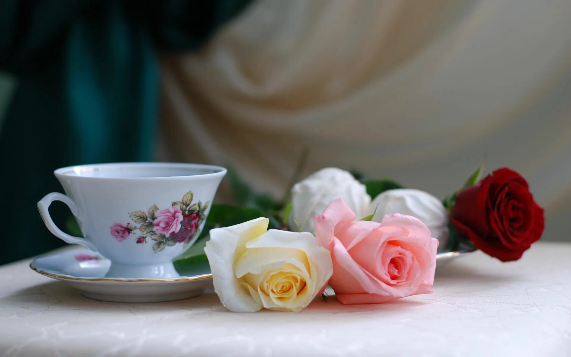 Чай романтика. Утренние цветы. Пожелания доброго утра. Приятные пожелания с добрым утром. Открытки с добрым утром.
