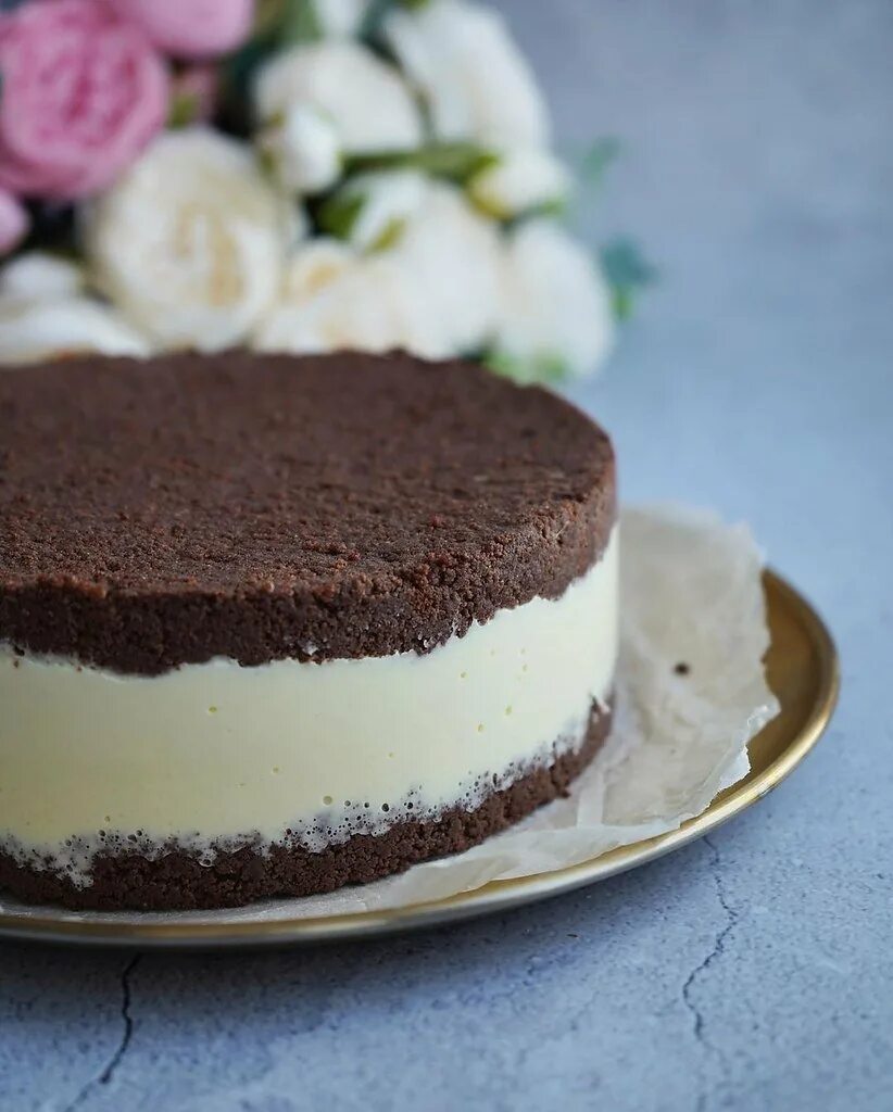 Шоколадный суфлейный торт. Торт малиновый бриз. Торт суфле шоколадный. Торт суфле сливки. Торт суфле сливки.