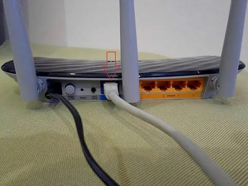 Роутер 2 Wan порта. Кабель Ethernet к роутеру TP link. Лан 1 Лан 2 Лан кабель на роутере. Сетевой кабель маршрутизатора что такое.