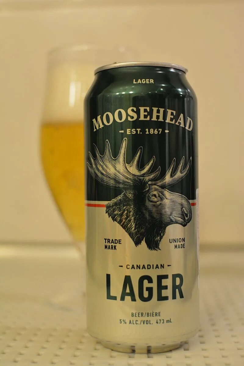 Лось банк. Пиво Мусхед лагерь. Moosehead пиво. Канадский лагер пиво. Пиво Eger Lager.