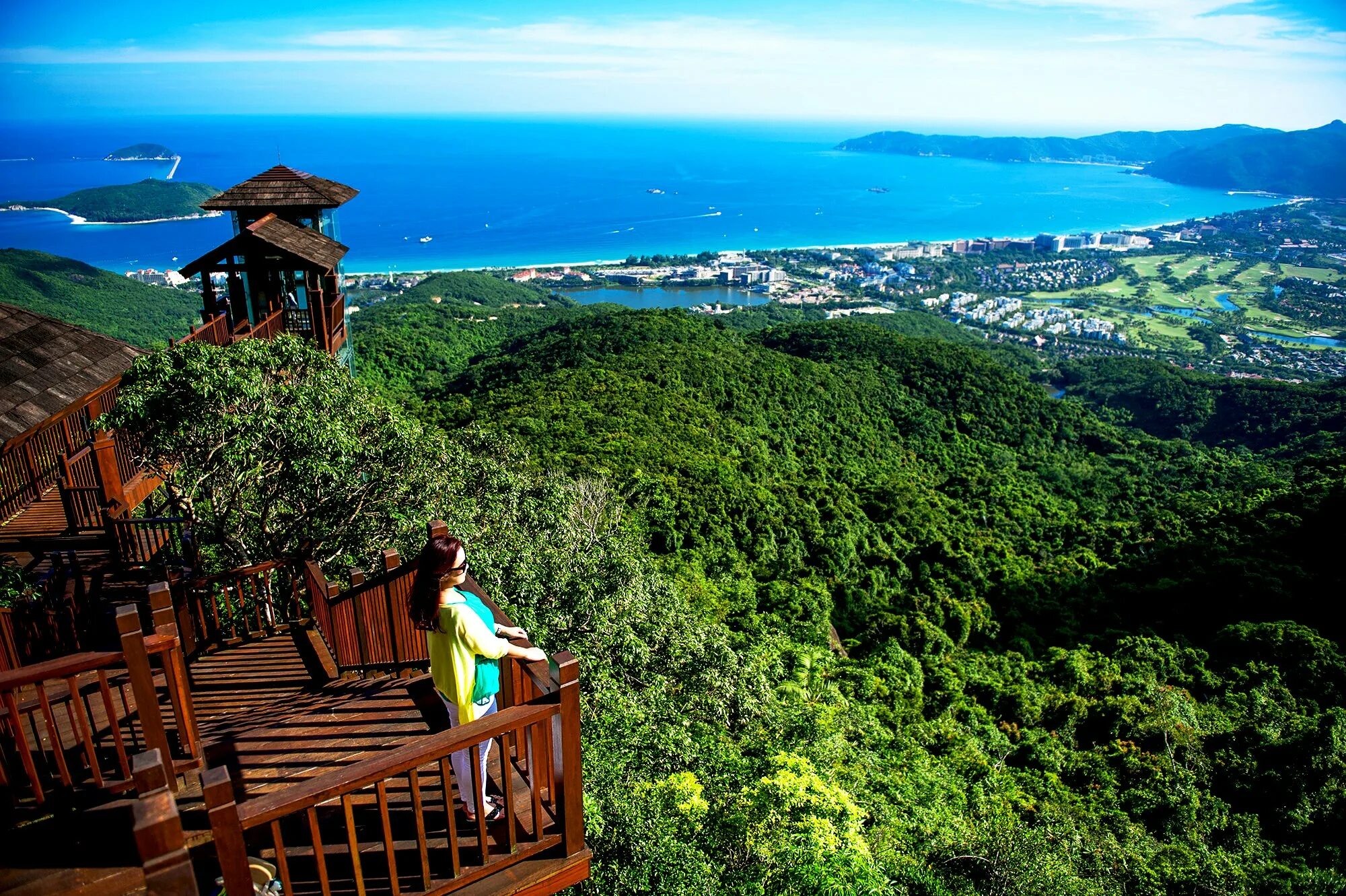 Тропический парк Yalong Bay. Yalong Bay Tropical Paradise Forest Park. Санья Тропикал Парадайз. Парке «тропический рай» в бухте Ялунвань.