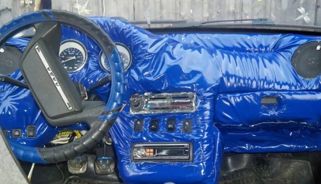 Колхозный тюнинг салона самые безумные дизайны интерьеров DRIVE2