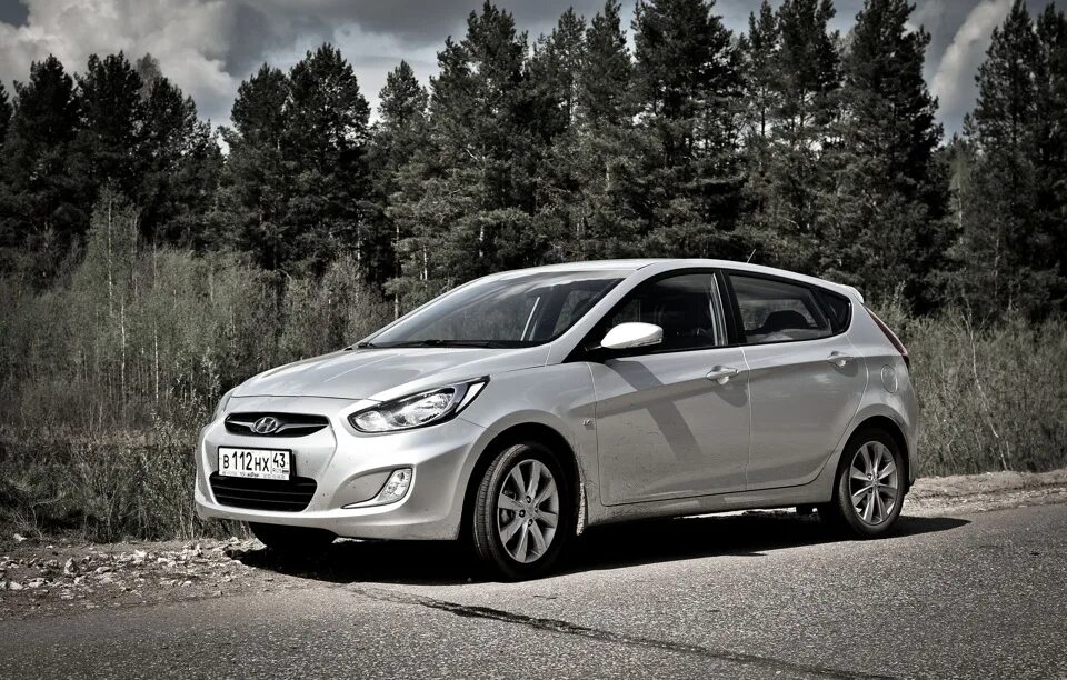 Hyundai Solaris 2012. Hyundai Solaris хэтчбек 2020. Хендай Солярис хэтчбек серебристый. Солярис 1 хэтчбек. Хендай солярис хэтчбек бу