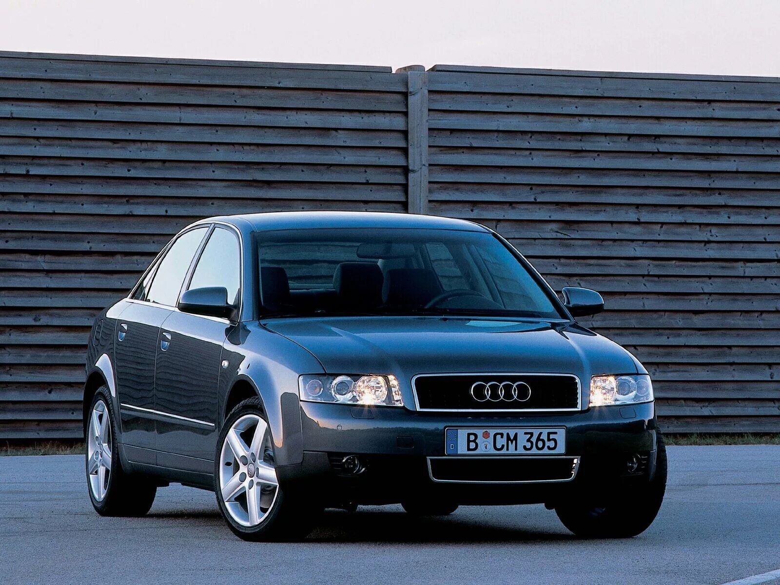 Audi a4 b6 2004. Audi a4 b6 2000. Ауди а4 кватро седан. Audi a4 b6 2001.