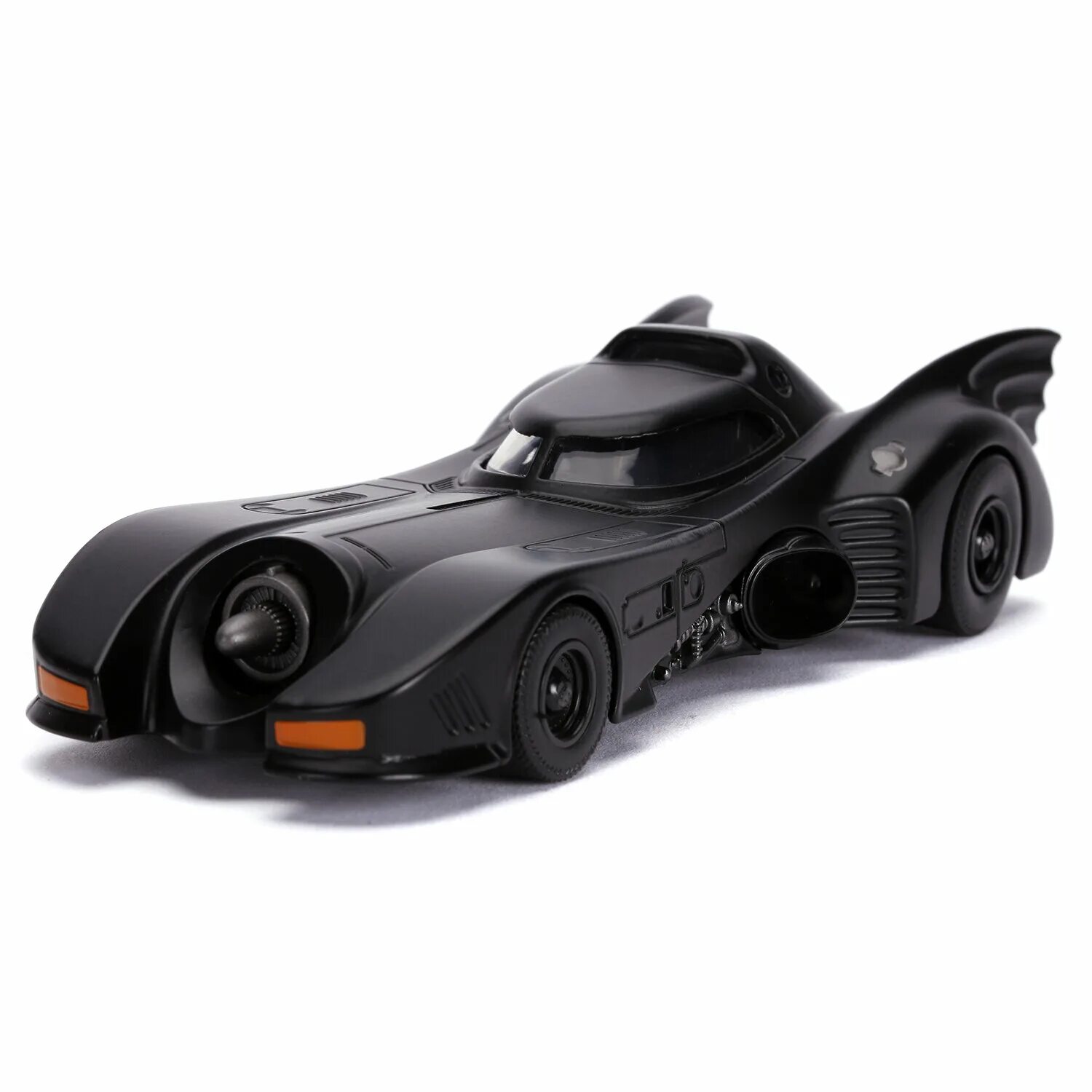 Бэтмобиль купить. Бэтмен 1989 Бэтмобиль. Jada Batmobile 1989. Jada Batmobile 1989 24. Jada Toys Batmobile 1989.