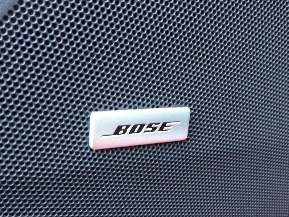 Bose авто. Bose car Audio. Bose в автомобиле. Bose колонки в машину. Аудио Bose в авто.