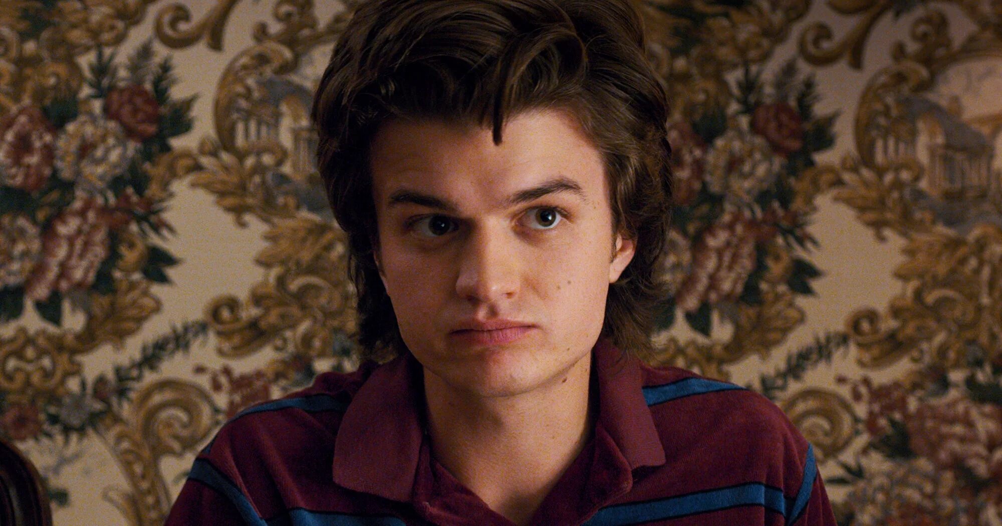 Stranger things стив. стив харрингтон stranger things 3. стив харрингтон актер осд. стив и эдди. стив харрингтон очень странные дела.