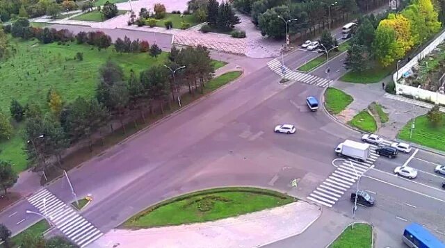 Док камера в комсомольске на амуре. Казань камеры на перекрестке. Камеры комсомольск на амуре. Комсомольск-на-амуре вокзальная первостроителей дтп. Комсомольск на амуре перекресток ленина первостроителей.