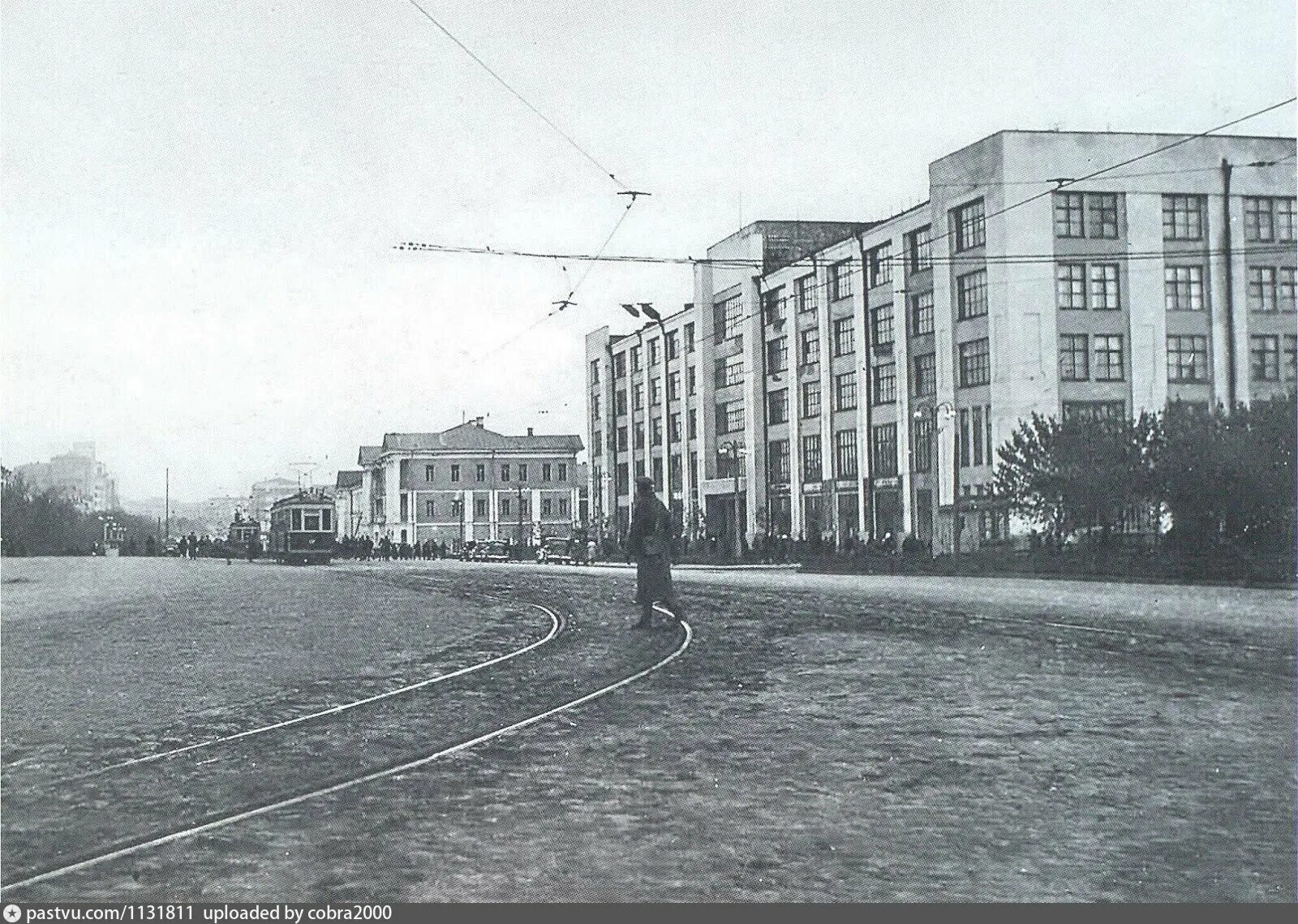 Свердловск здание. Екатеринбург Свердловск, площадь 1905 года.. Горсовет Екатеринбург 1930-е. Свердловск 1905 год. Площадь 1905 года Екатеринбург 1930 год.