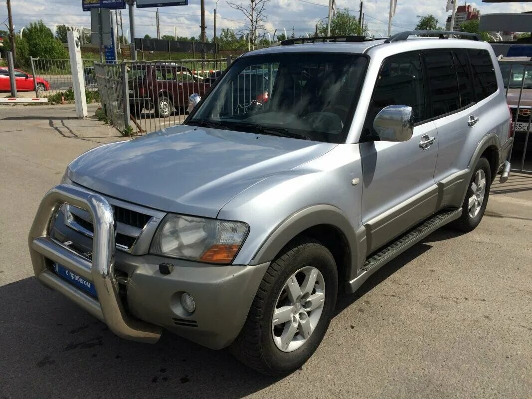 Pajero v. Mitsubishi Pajero III, 2004. Mitsubishi Pajero 2004. Митсубиси Паджеро 3,5 2004. Митсубиси Паджеро 2004г.