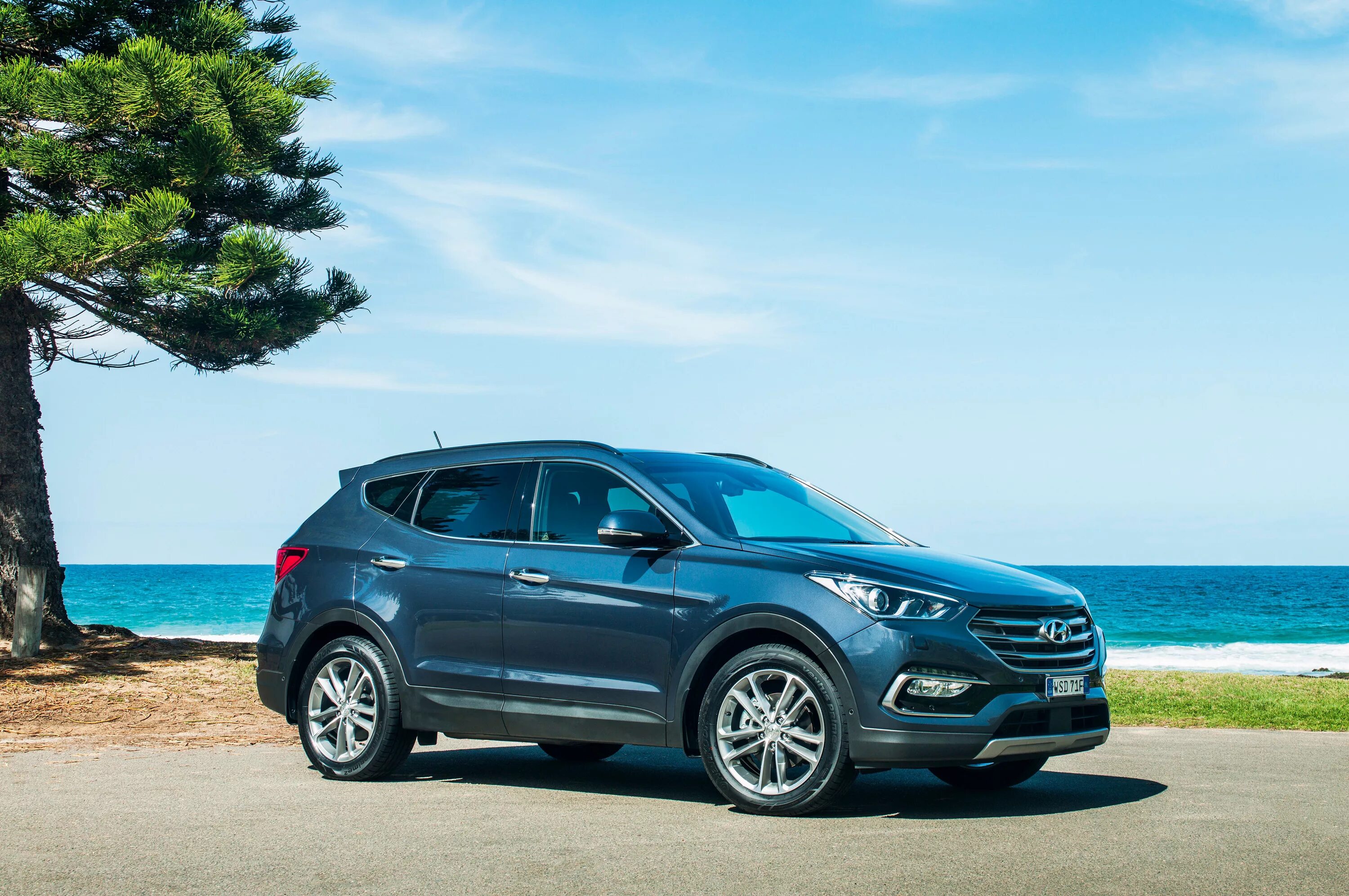 Фото новой хендай санта фе. Hyundai Santa Fe. Hyundai Grand Santa Fe. Хендай Санта Фе 3. Hyundai Санта Фе 2016.