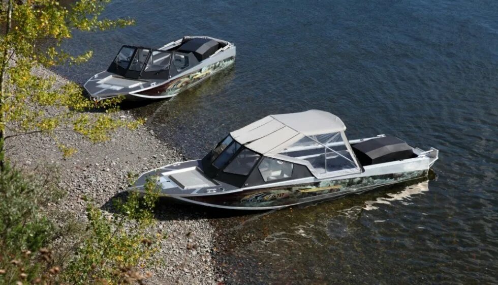 Катер росомаха r4100. Катер росомаха. Водометный катер росомаха. Катер алюминиевый росомаха r6000s. Катер росомаха 5100.