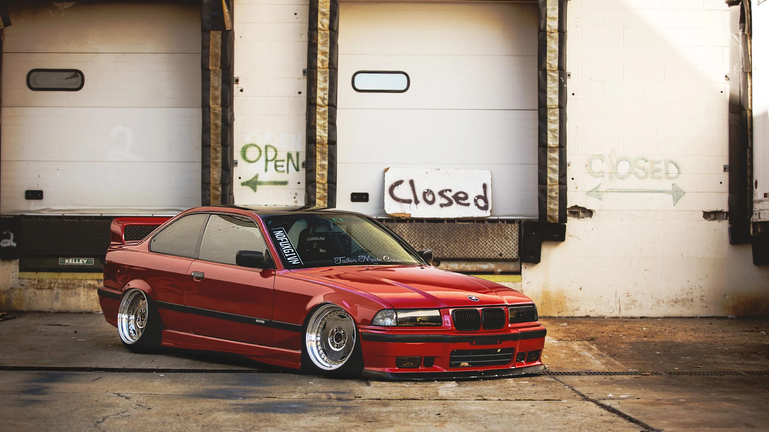 Tuning 36. BMW e36 красная. BMW e36 Red Tuning. БМВ е36 купе. BMW m3 e36 Red.