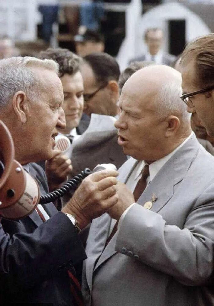 Первыми посетили америку. Хрущёв в США 1959. Визит Хрущева в Америку в 1959 году. Поездка Хрущева в США 1959. Визит Никиты Хрущева в США.