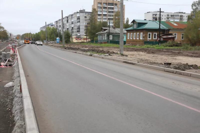 Архангельск пр ленинградский. Ленинградский проспект Архангельск. Старый город Архангельск Ленинградский проспект дом 52. Улица Ленинградская Архангельск. Реконструкция Ленинградского проспекта.