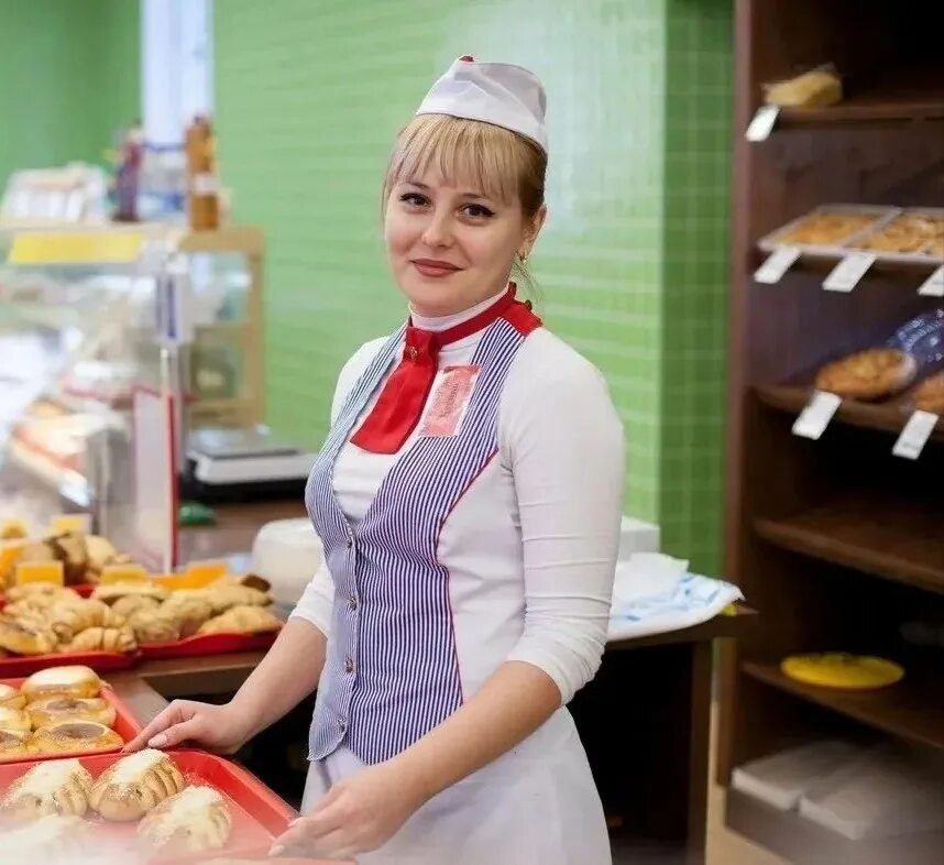 Продавец кассир в столовую. Продавец кассир в столовую