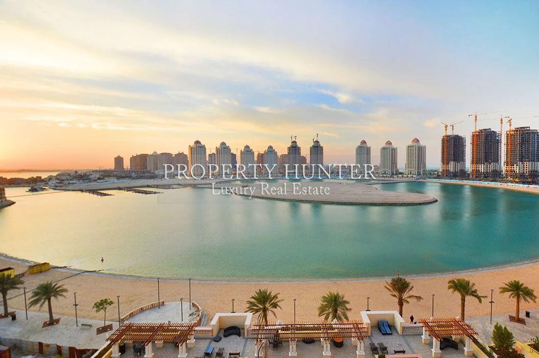Туры в катар. Доха Катар пляжи. Pearl Beach Катар Доха. Государство Катар пляжи. The Pearl-Qatar Катар Beach.