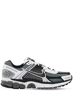 Nike vomero 5 roam