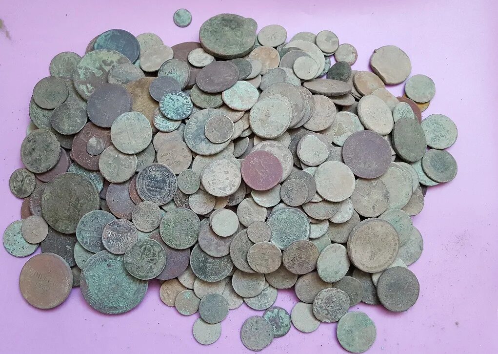 Медные деньги николая 1. Монета ссср 5 копеек 1924. Номиналы медных монет. Солид монета речи посполитой медная. Медные монеты.