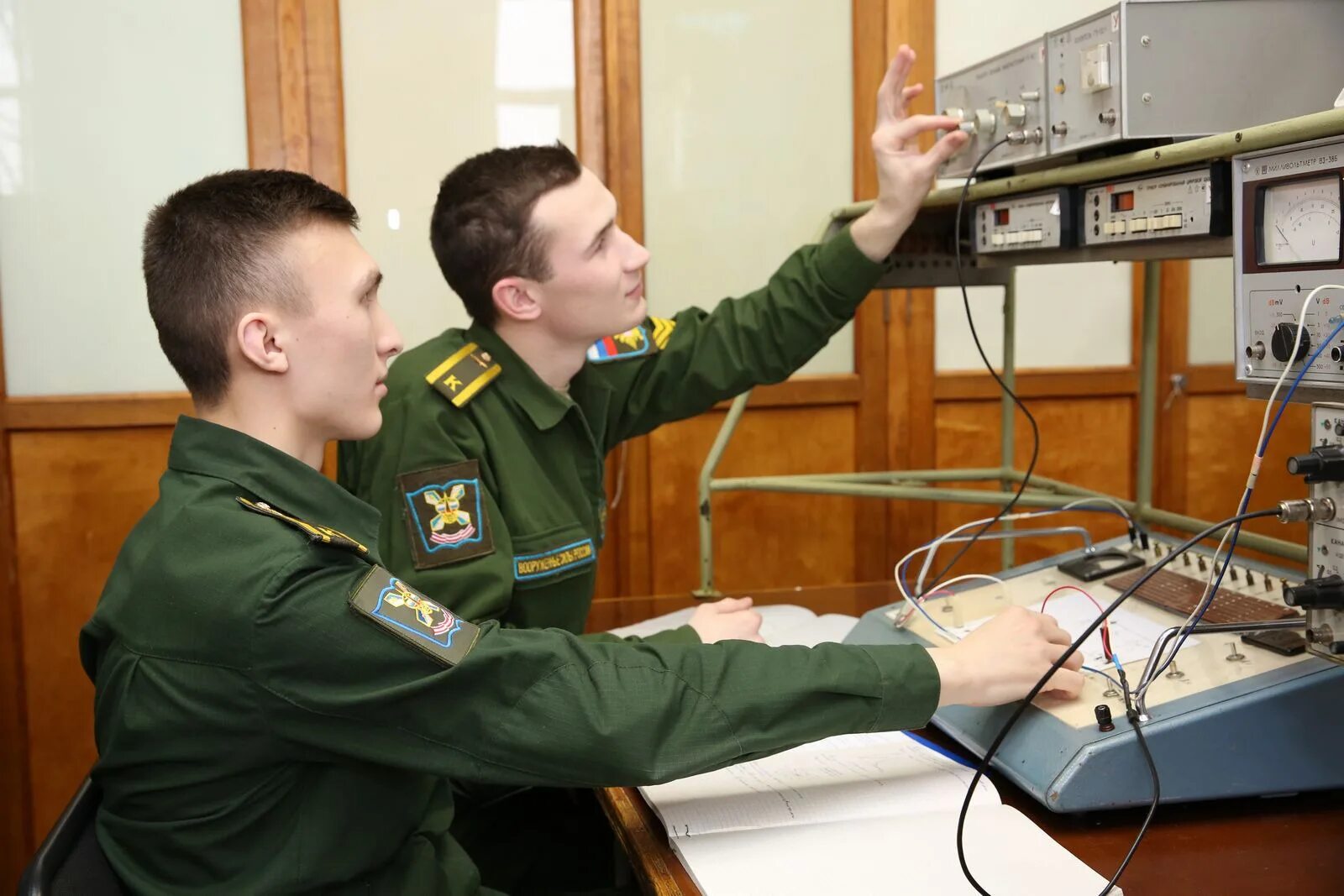 Военно инженерный сайт. Академия вка Можайского. 310 Лет Академии Можайского. Военно-Космическая Академия им а.ф.Можайского. Вка им Можайского 310 лет.