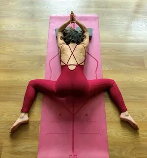 Karolin Fisekci Feet. 