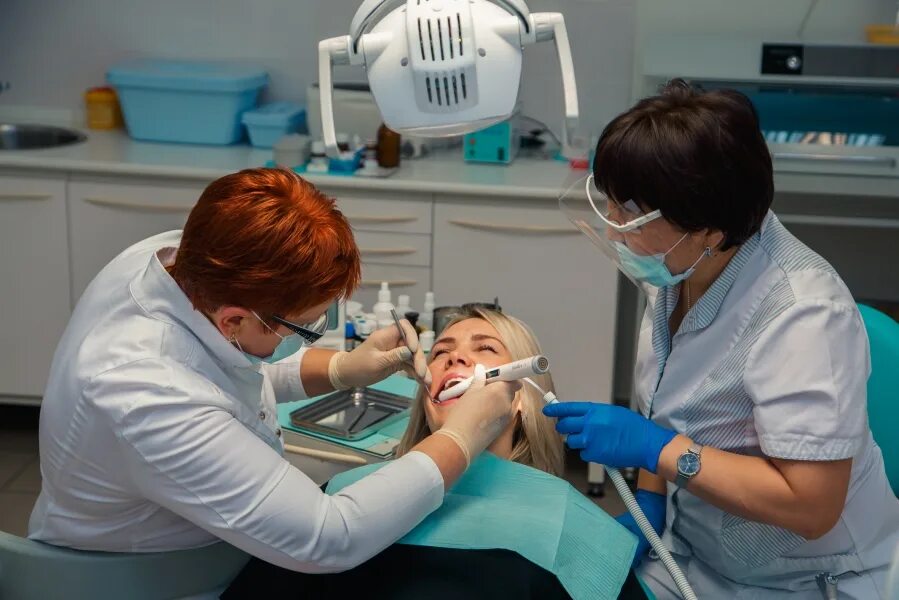 Стоматология в кубинке 8 креатив дент. Креатив дент. Стоматология дента одинцово. Креатив дент кубинка. Стоматолог малкова ольга.