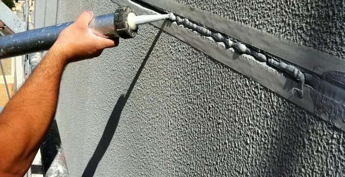 Полиуретановый герметик технониколь нанесение. Материалы герметизации швов. Герметик для заделки деформационных швов в бетоне. Полиуретановый герметик заделывание шва. Герметик битумно-каучуковый для кровли.