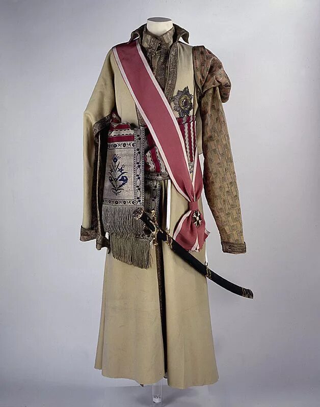 Жупан и кунтуш. Ольгерд ведьмак 3. Польский кунтуш 17 век. Кунтуш это. Кунтуш это.