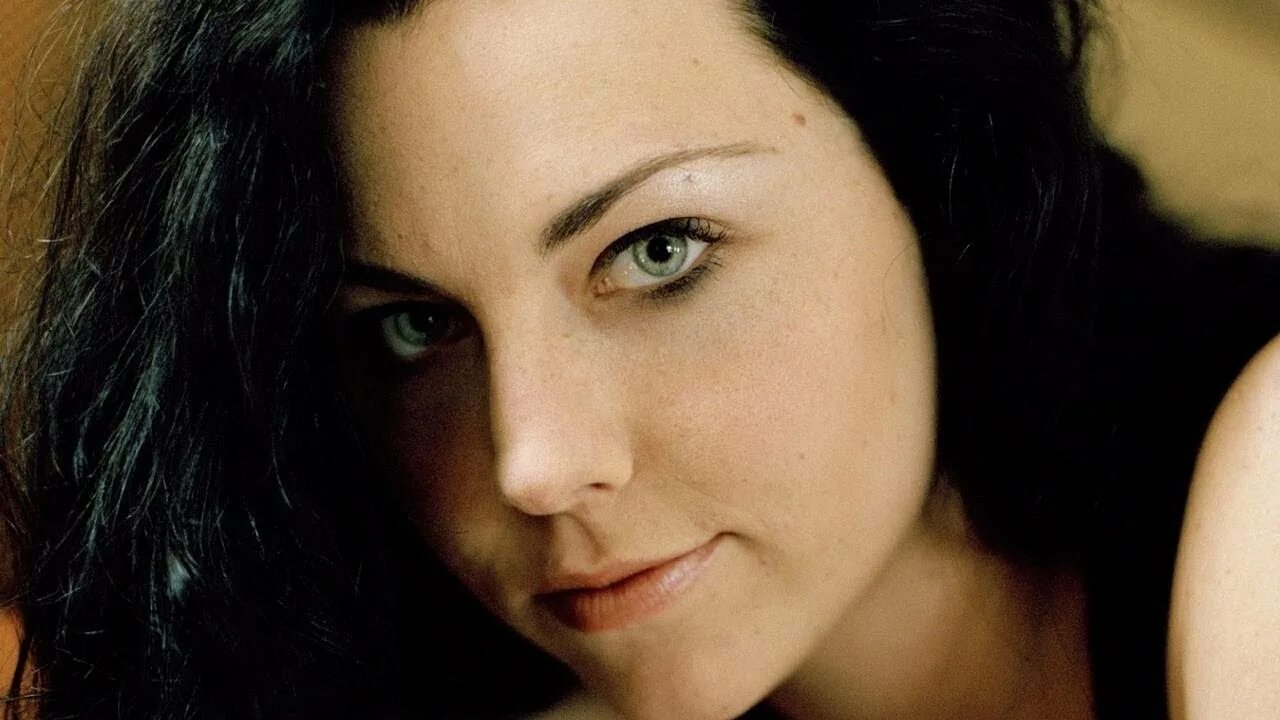 Эми ли evanescence. Эми ли эванесенс 2007. Emmy lee. Эми линн харцлер. Эми ли эванесенс.