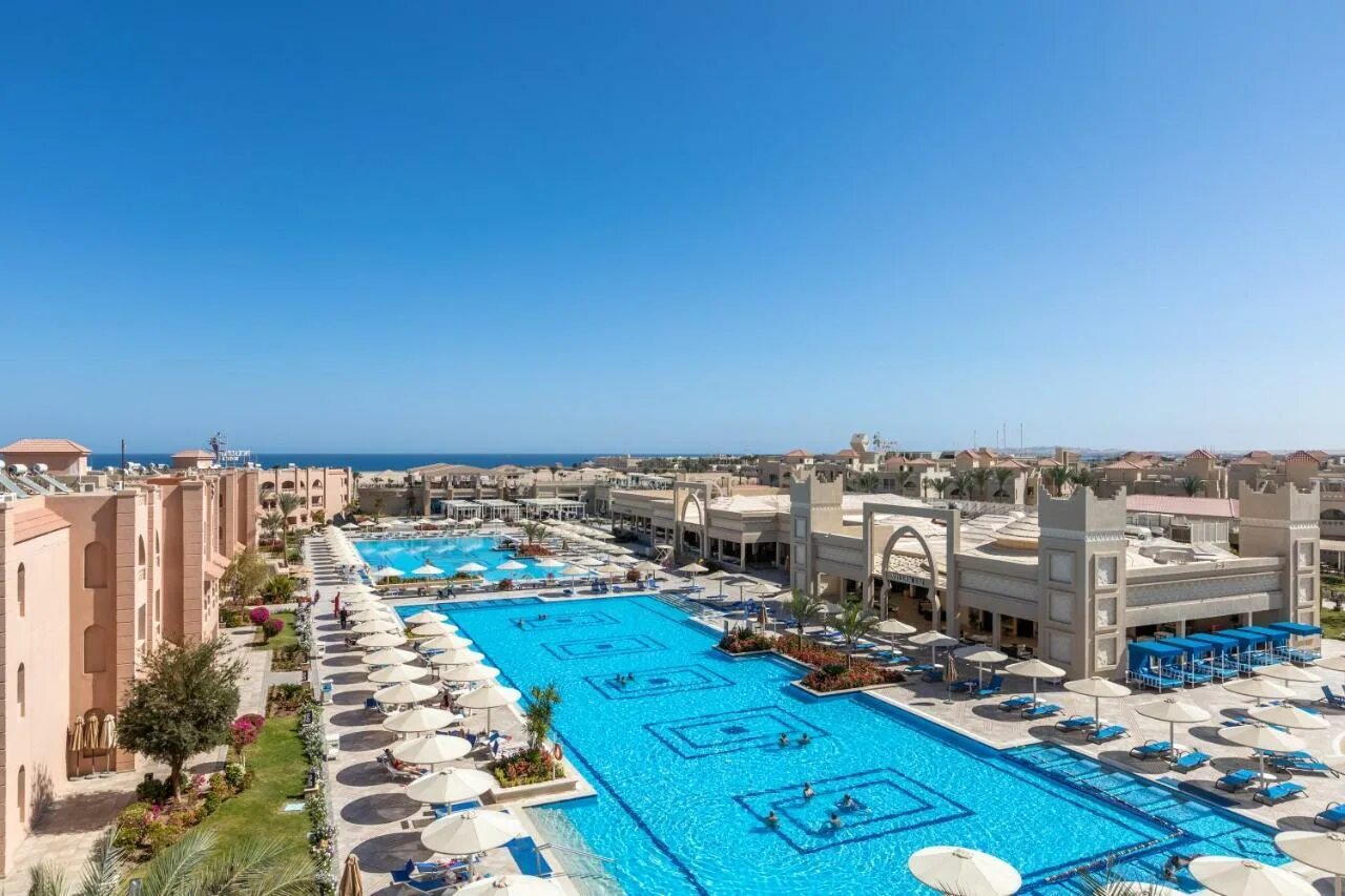 Pickalbatros blu spa hurghada 5. Альбатрос Аква Виста Хургада. Альбатрос Аква Виста Резорт Хургада 4. Fun&Sun Family Albatros Aqua Vista. Family Albatros Aqua Vista 4 Египет Хургада.