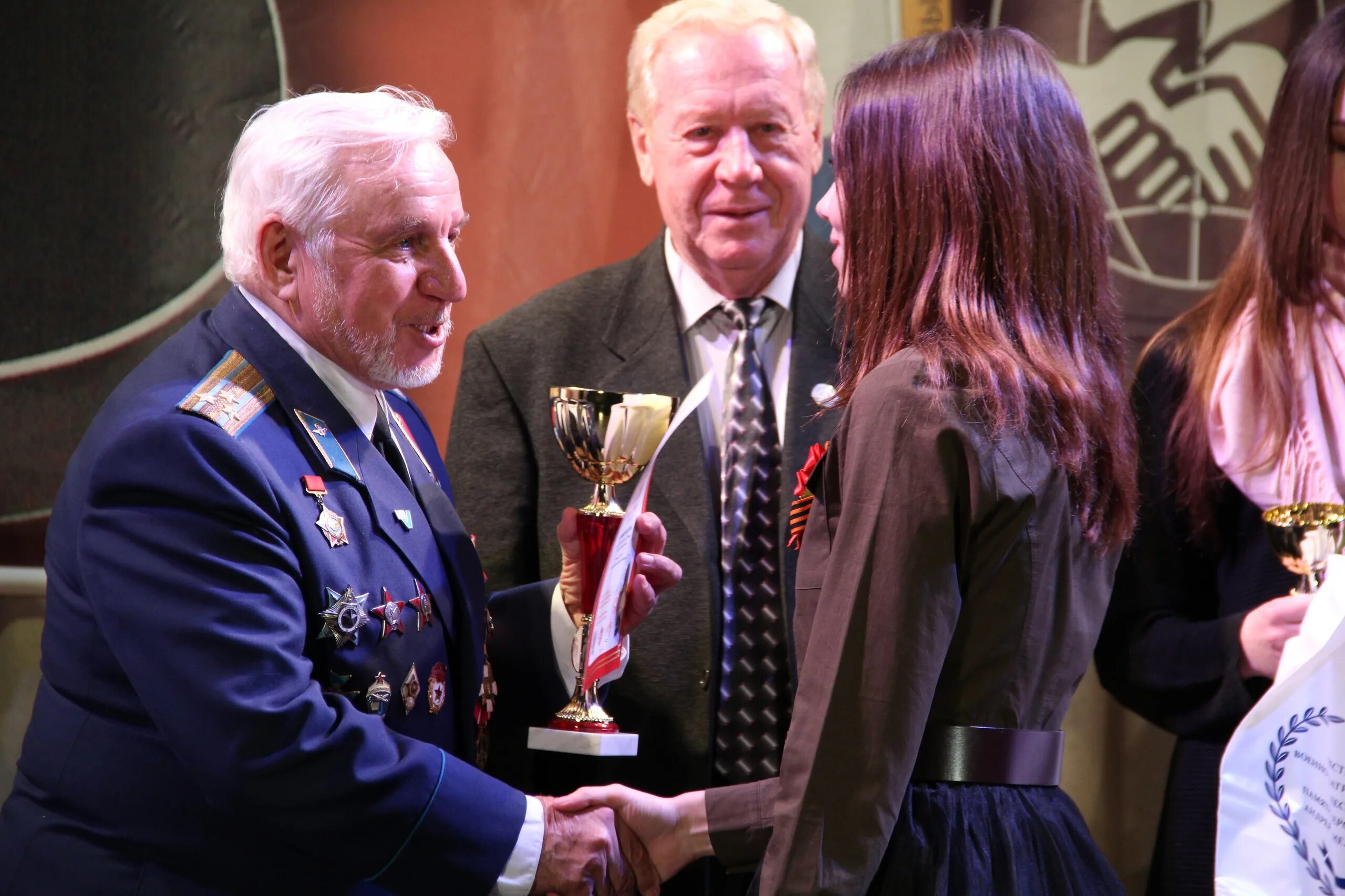 лауреаты героя труда. герои труда россии врачи. путин владимир владимирович вручение гос наград 2022. почётный гражданин магнитогорска. медаль герой труда российской федерации.