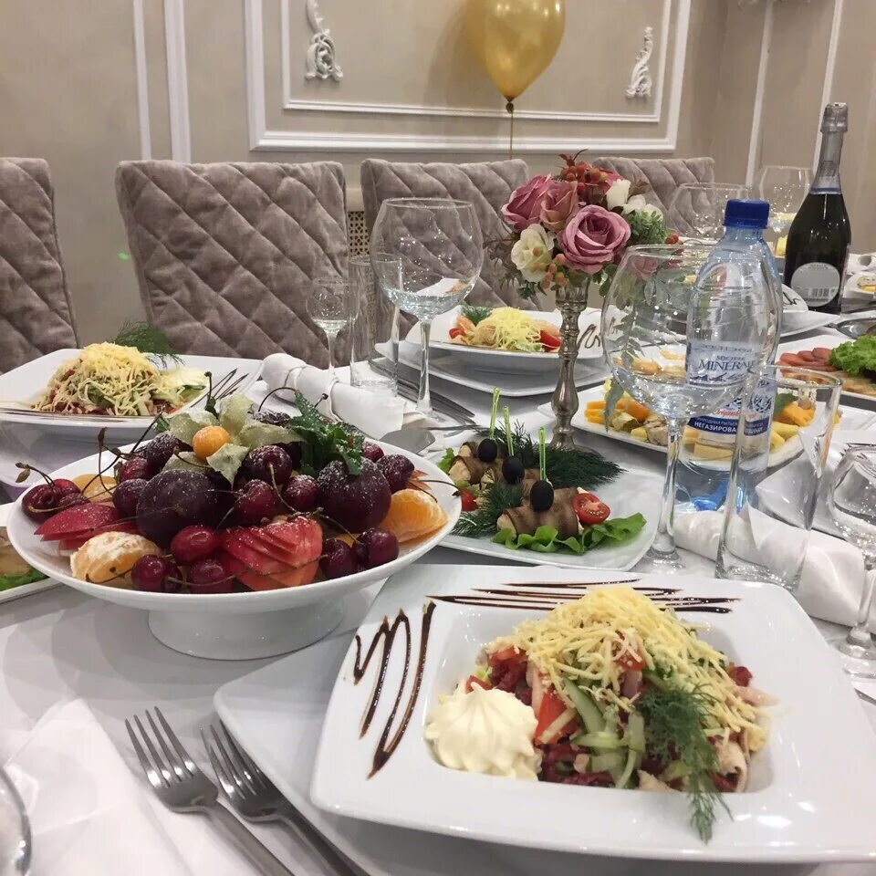 банкет холл копейск. банкеты копейск. старый город копейск банкетный зал. кафе копейск вкусные. ресторан персона копейск.