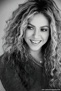 Shakira beautiful