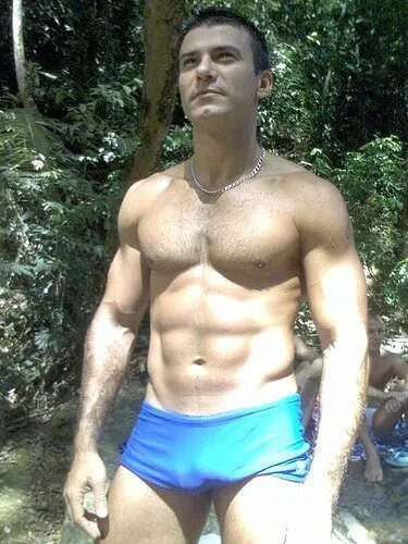 Леонарду виейра в хозяйке судьбы. Леандра леал и леонарду виейра. Седрик виейра актер голый. Актер леандро виейра. Леонарду виейра.