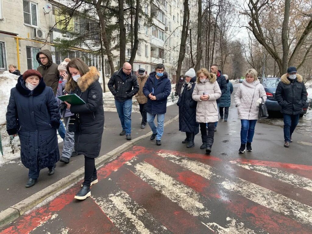 Управа по улице. Хирунцев виктор григорьевич жилищник перово. Александр юрьевич шнурков глава управы. Мизгарь александр анатольевич управа. Глава района измайлово.