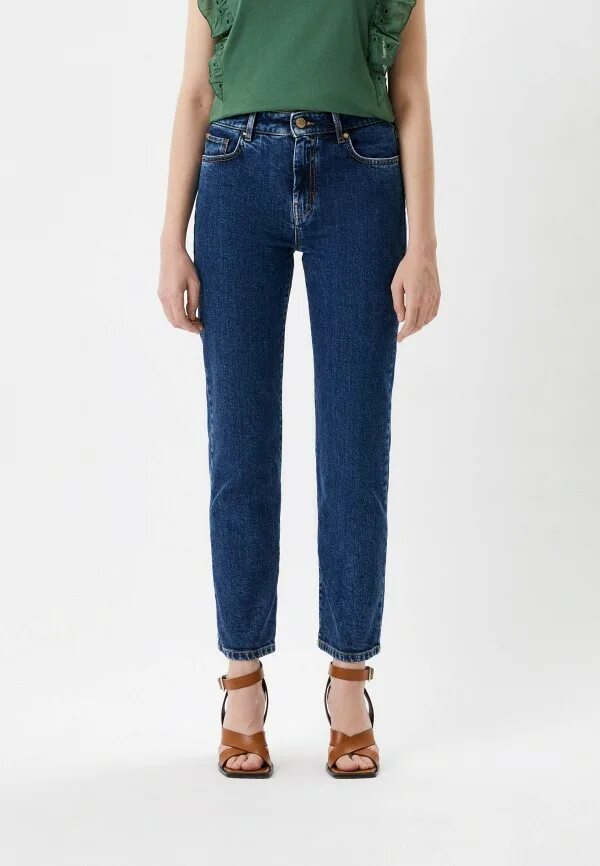 Джинсы weekend. Джинсы weekend. Джинсы max mara weekend cropped boyfriend. Джинсы weekend max mara широкие. Джинсы weekend.