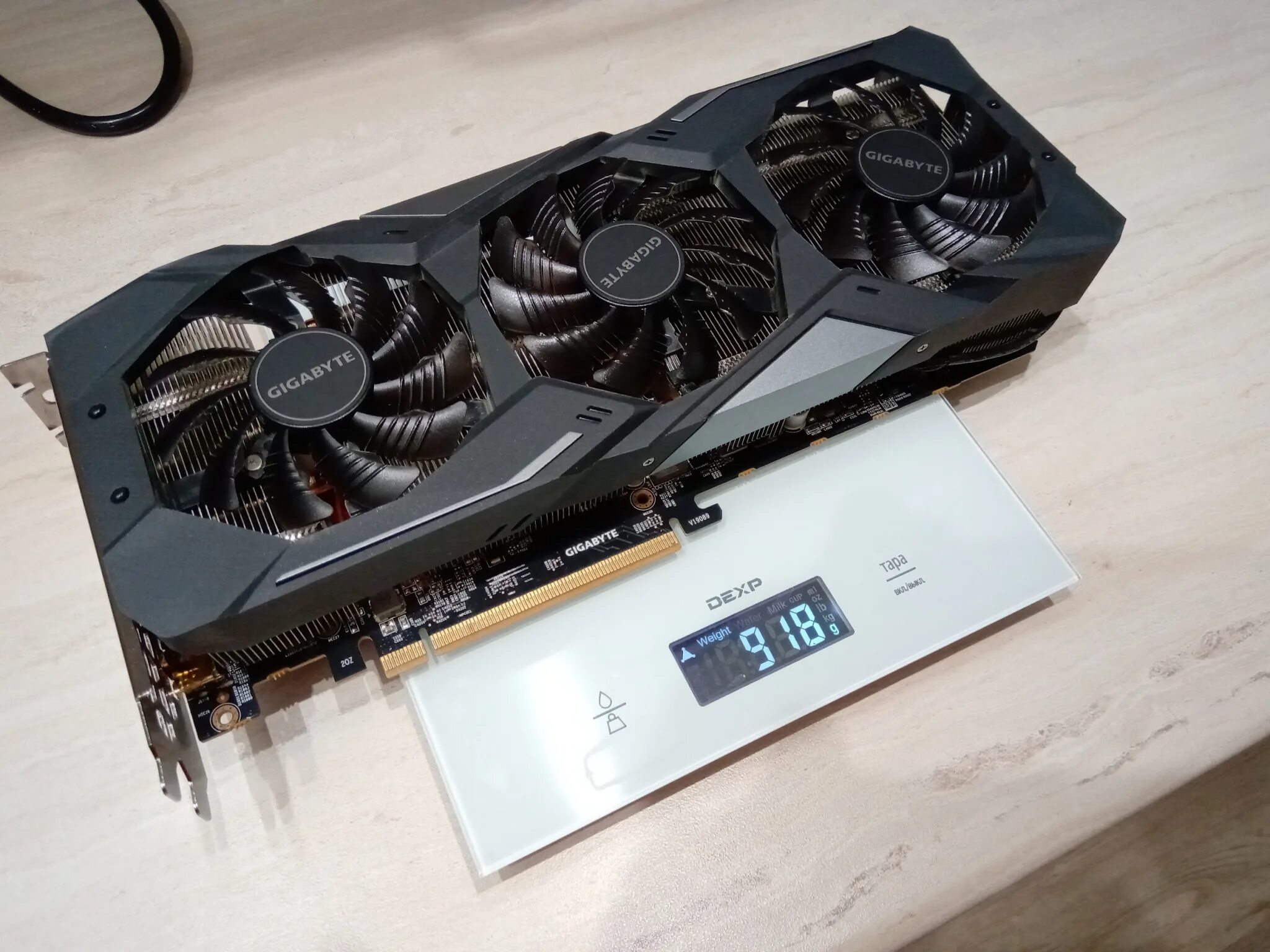 Видеокарта Radeon RX 5700 Gigabyte. RX 5700 Gigabyte Gaming OC. Gigabyte Radeon RX 5700 XT Gaming OC 8g. GV-r66xtgaming OC-8gd.