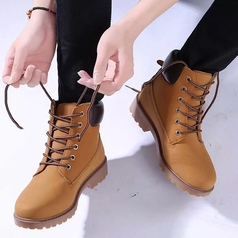 Ботинки на шнуровке мужские. Timberland 8331r. Ботинки affex kazan. Тимберленд ботинки классика шнурки. Страдивариус ботинки на шнуровке.