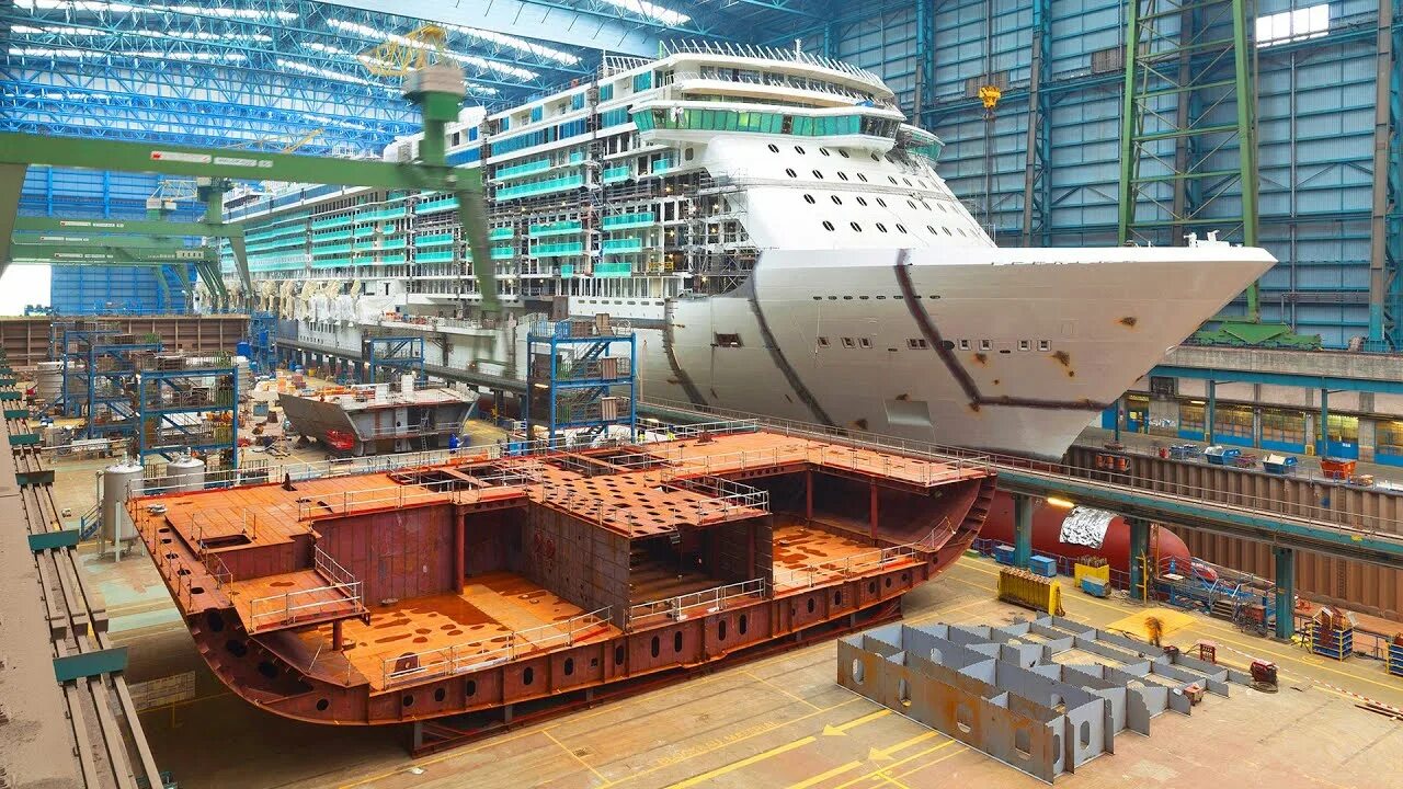Приложение верфи. Верфь daewoo shipbuilding. верфь «meyer werft dockhalle 2». судостроительные верфи японии. судостроительный завод в японии.