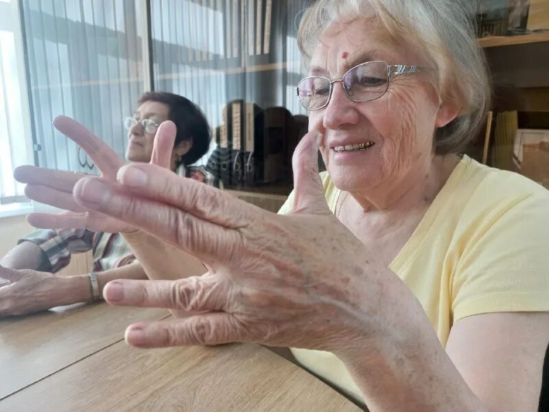 Пенсионеры в россии. Основы компьютерной грамотности для пенсионеров. Вакансии для пенсионеров в чебоксарах. Пенсионеры екатеринбург. Люди в 86 лет.