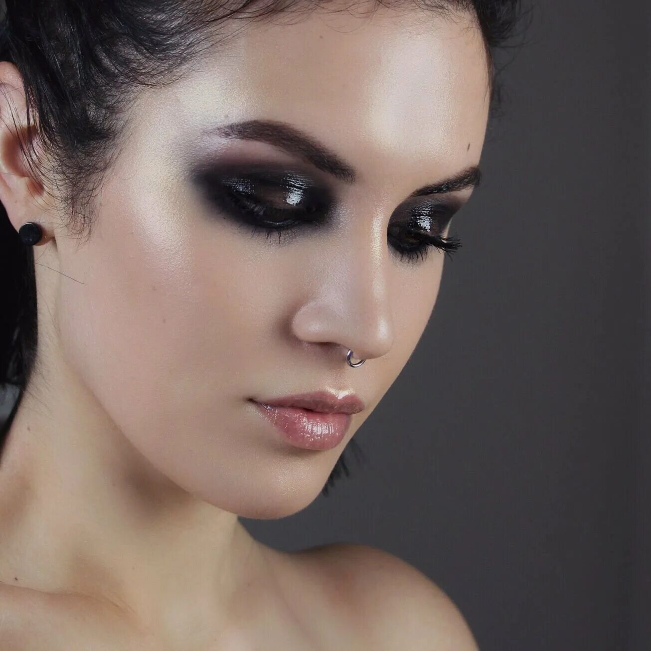 Смоки макияж. Smokie ice макияж. Вечерний макияж. Макияж вечерний для зеленых глаз шатенкам. Макияж смоки 2023.