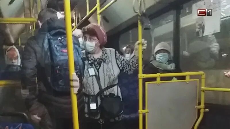 Общественный транспорт сургут новости. Мальчишка в автобусе. Мальчик в автобусе из Грозного фото. Мальчика выгнали из автобуса Уфа видео.
