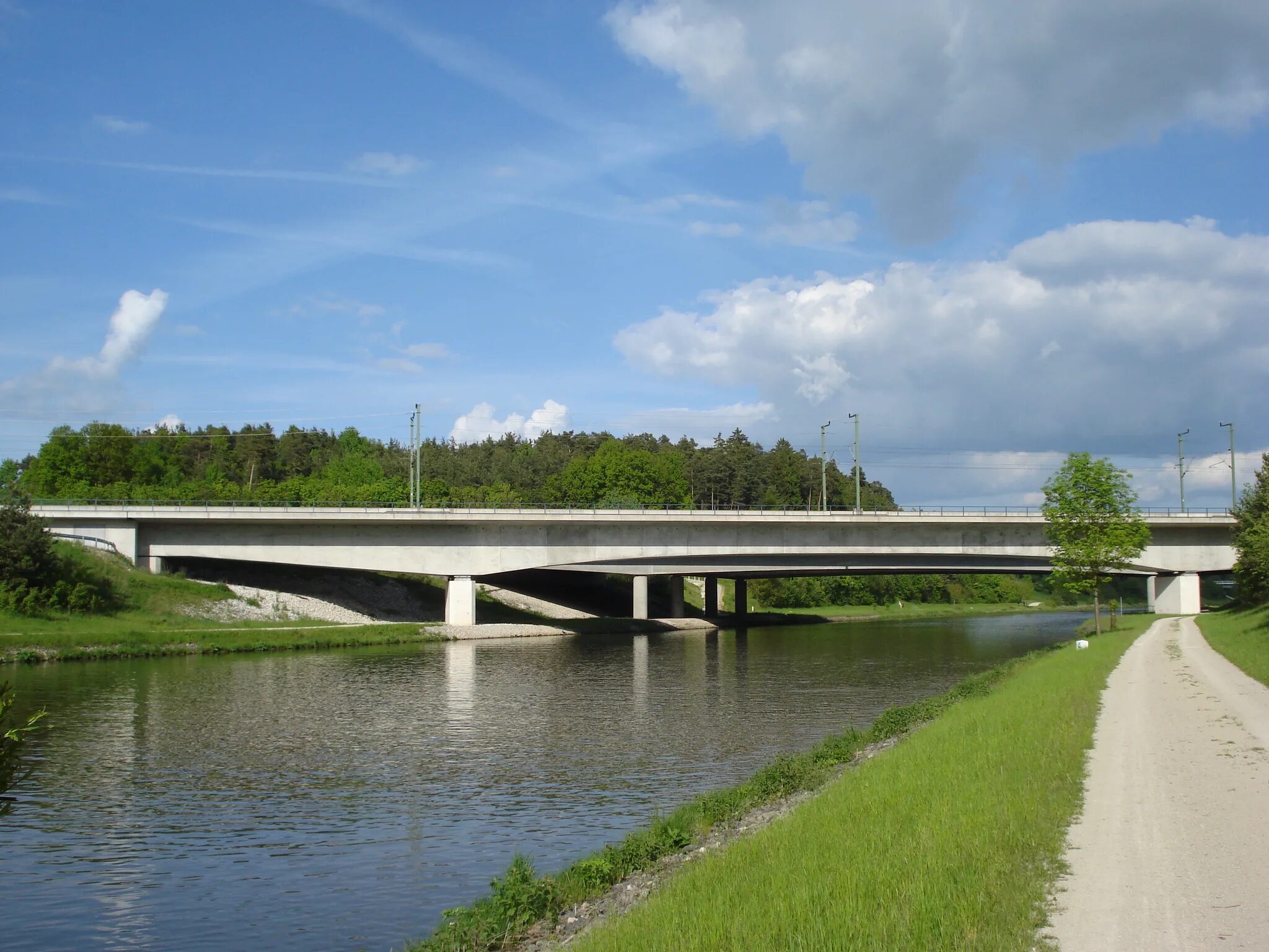 Main bridge