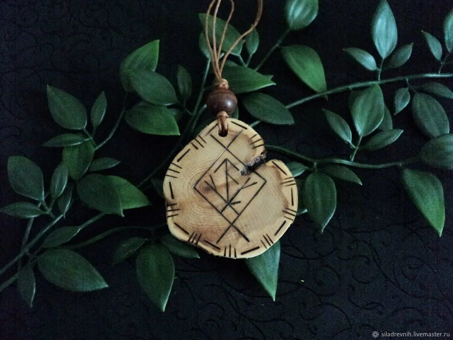 Подкова для привлечения денег. Амулет на удачу в бизнесе. Оберег от дурного глаза. Талисман на рабочий стол. Удача сильным.