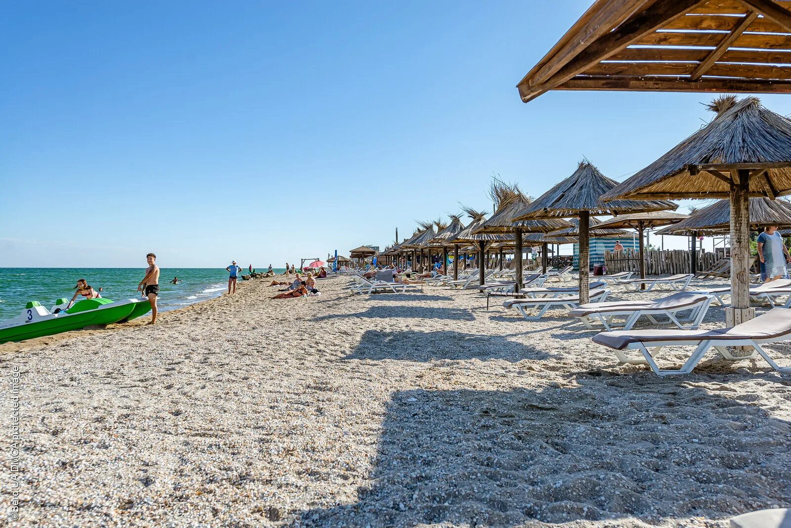 Бердянск жилье 2024. Бердянск жилье 2024. Бердянск курортный город. Бердянск жилье 2024. Бердянский маяк на косе.