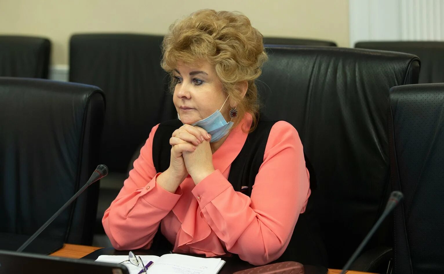 Нина куликовских сенатор. Нина куликовских сенатор от смоленской области. Нина германовна куликовских смоленск. Сенаторская нина долгопрудный. Куликовских нина германовна депутат.