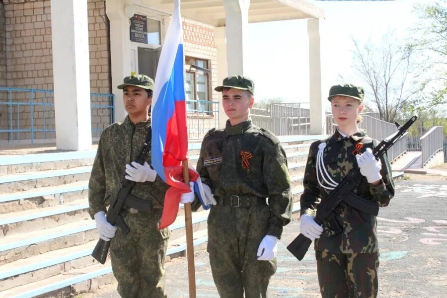 104 украина. Воины Адамовского района. Адамовский район герои спецоперации лагерь. Почетный караул Украина 2022. Погибшие военные на Украине из Оренбургской области.