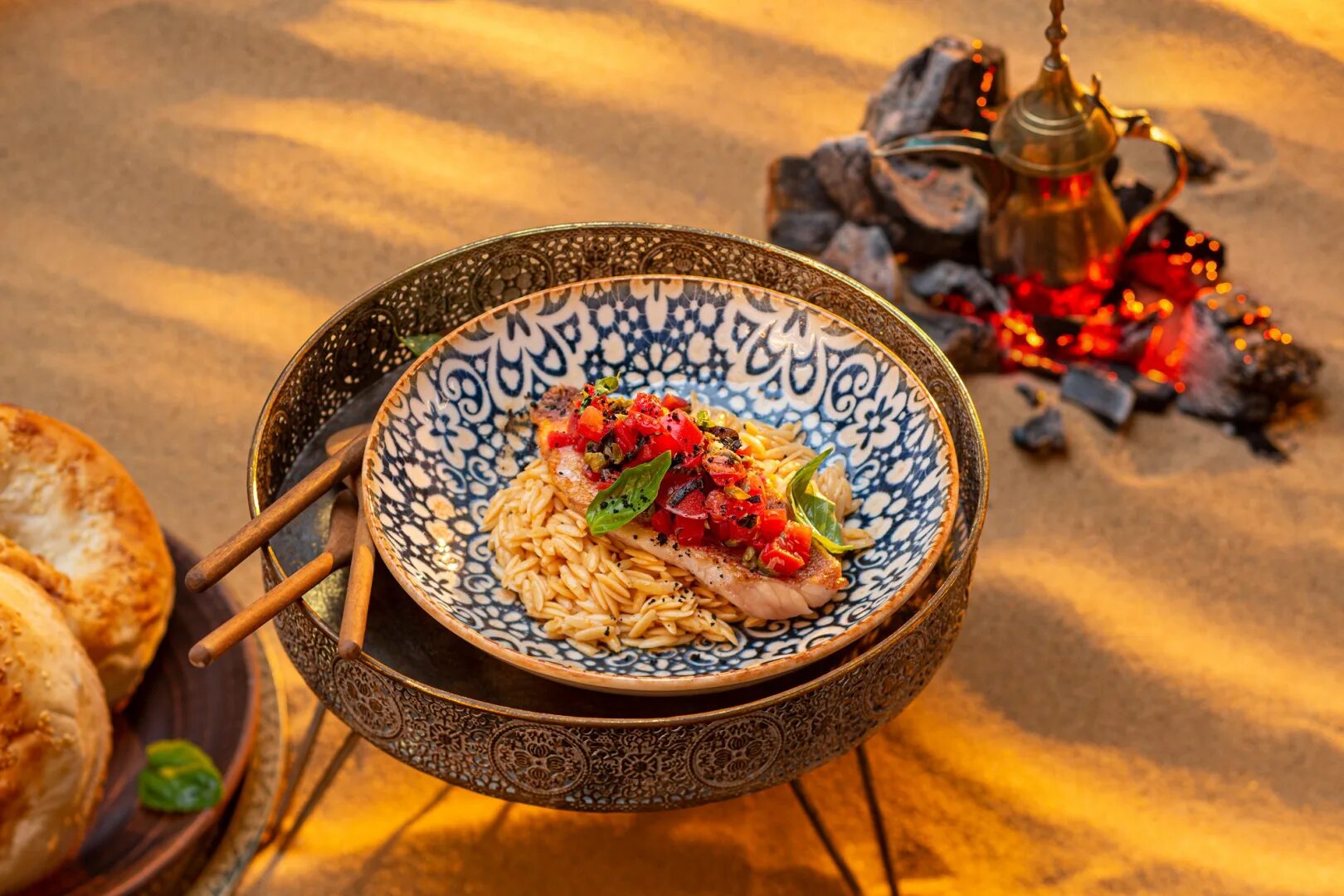 Среднеазиатская кухня. Восточная кухня. восточная кухня на высоком разрешении. урюк деловые обеды. фото блюд ресторана урюк.